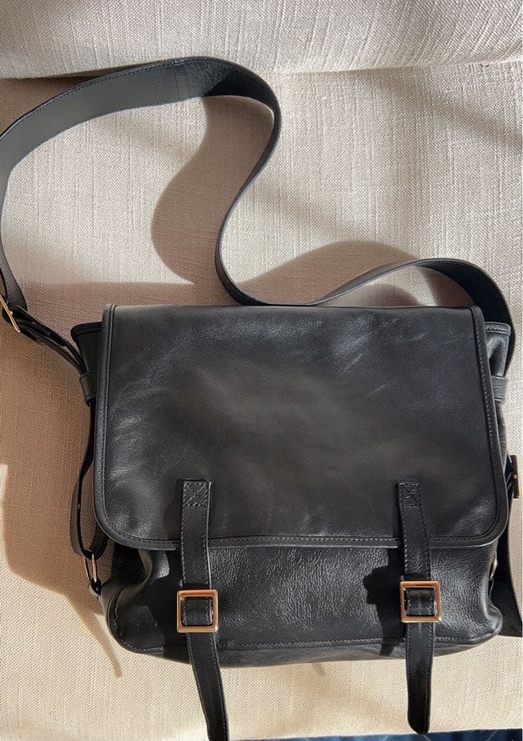 CCU / FLAP SHOULDER BAG M レザー ショルダーバッグ