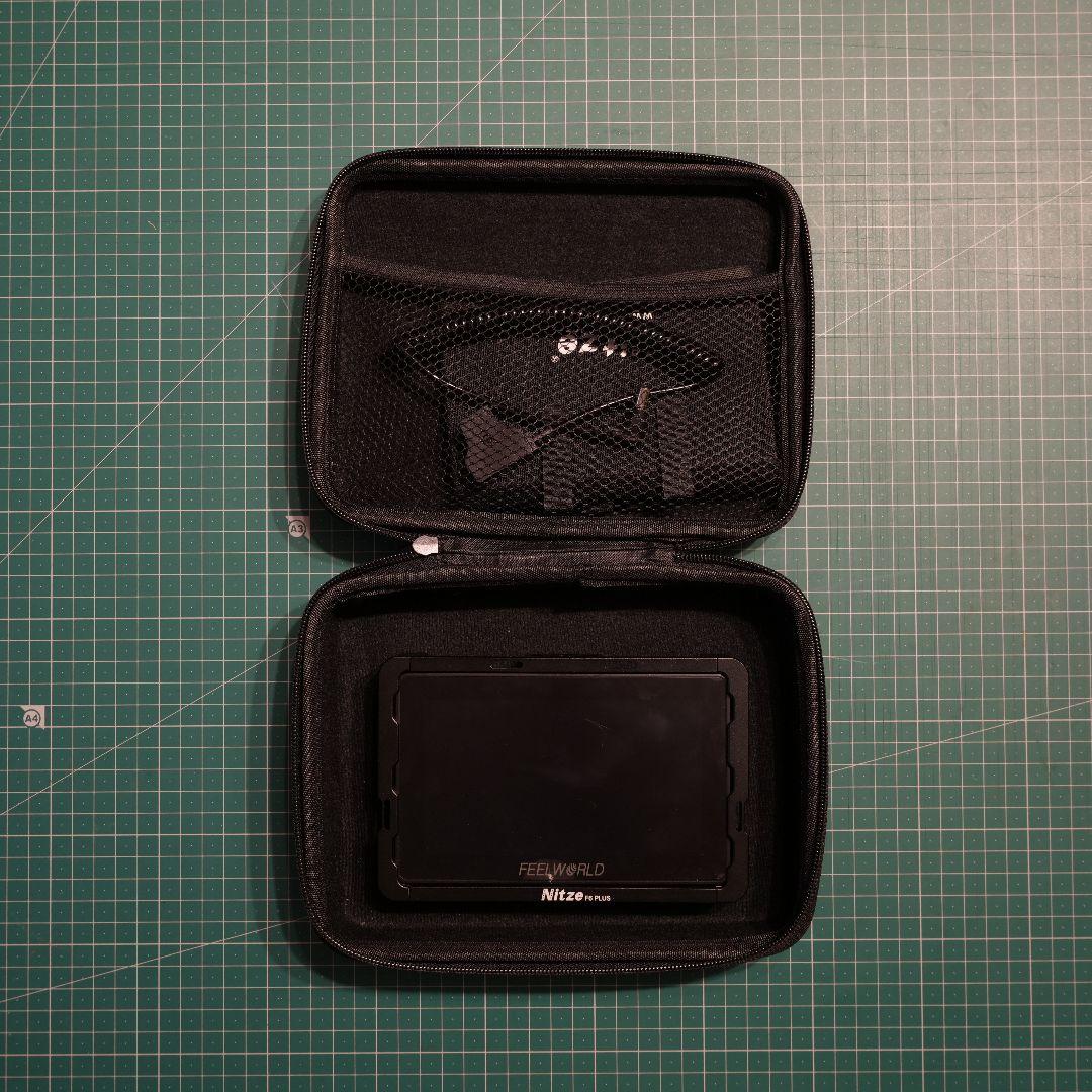 FEELWORLD F6 Plus 外部モニター　ケージ、ハードケース付き
