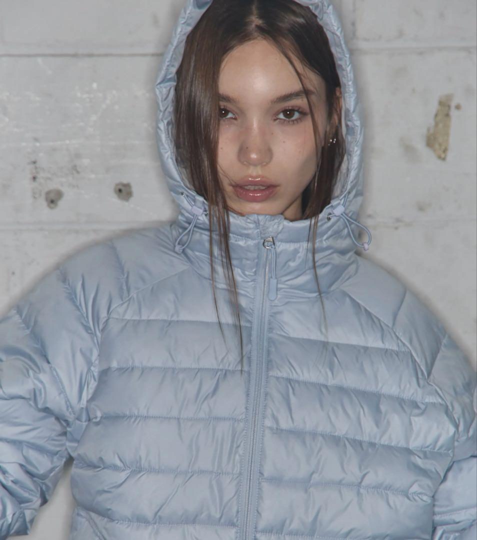 水色 ダウンジャケット ドローコード付き