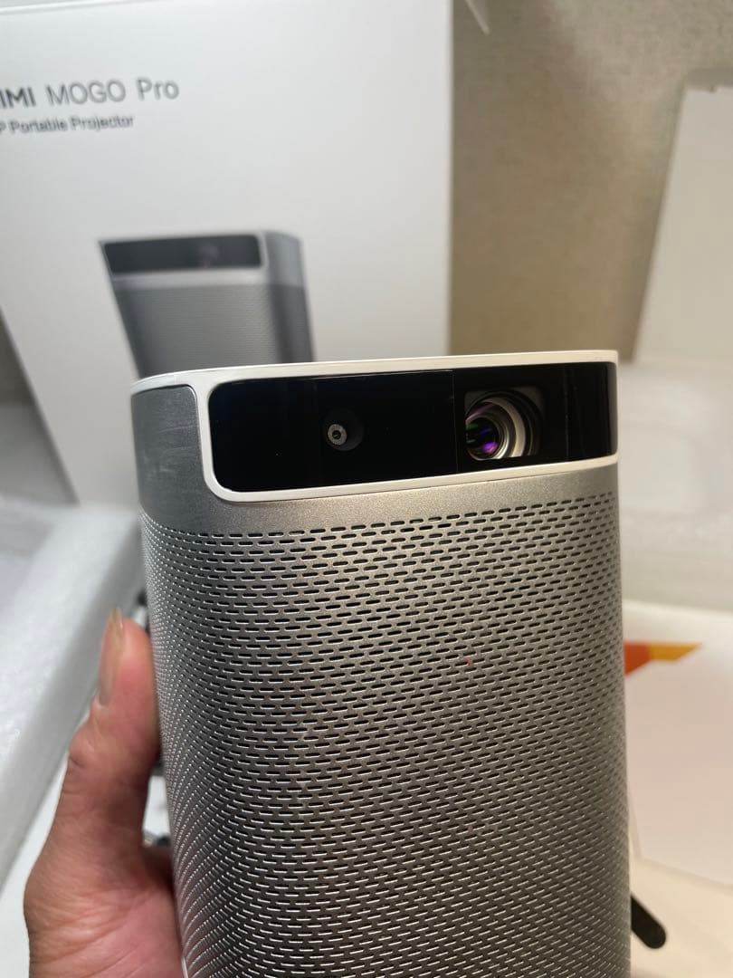 XGIMI MOGO Pro 1080P ポータブルプロジェクター