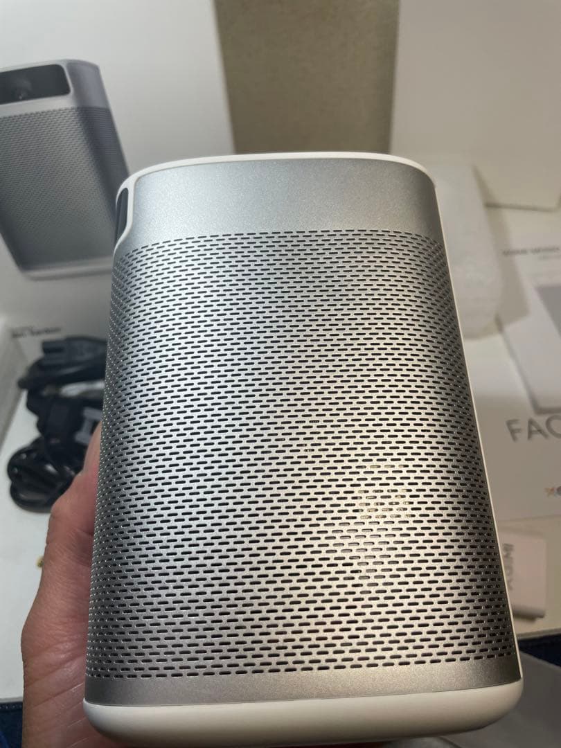 XGIMI MOGO Pro 1080P ポータブルプロジェクター