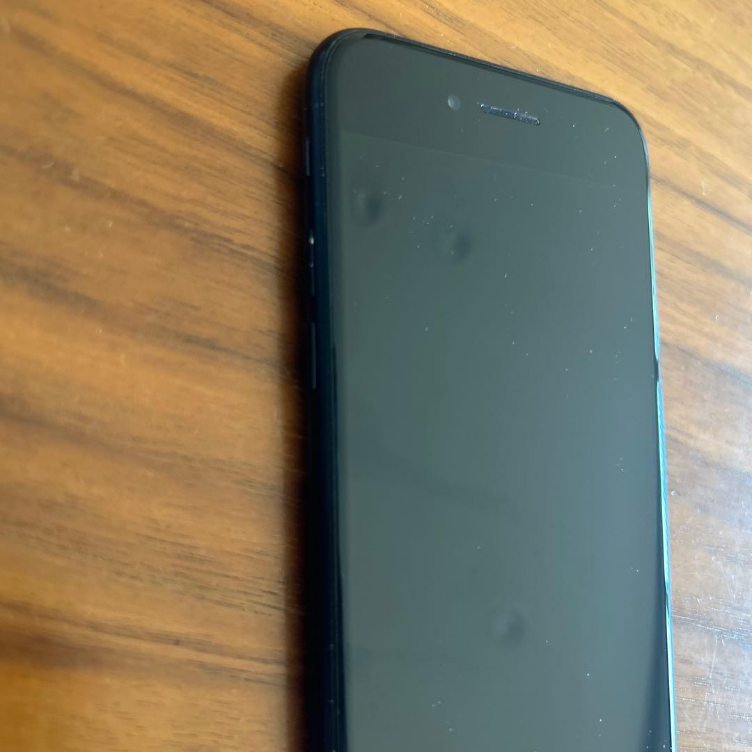 Apple iPhone SE (第2世代) 黒　64GB