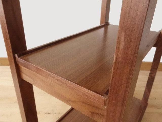 北海道手作り家具　ウォールナット材　木製　ワゴン