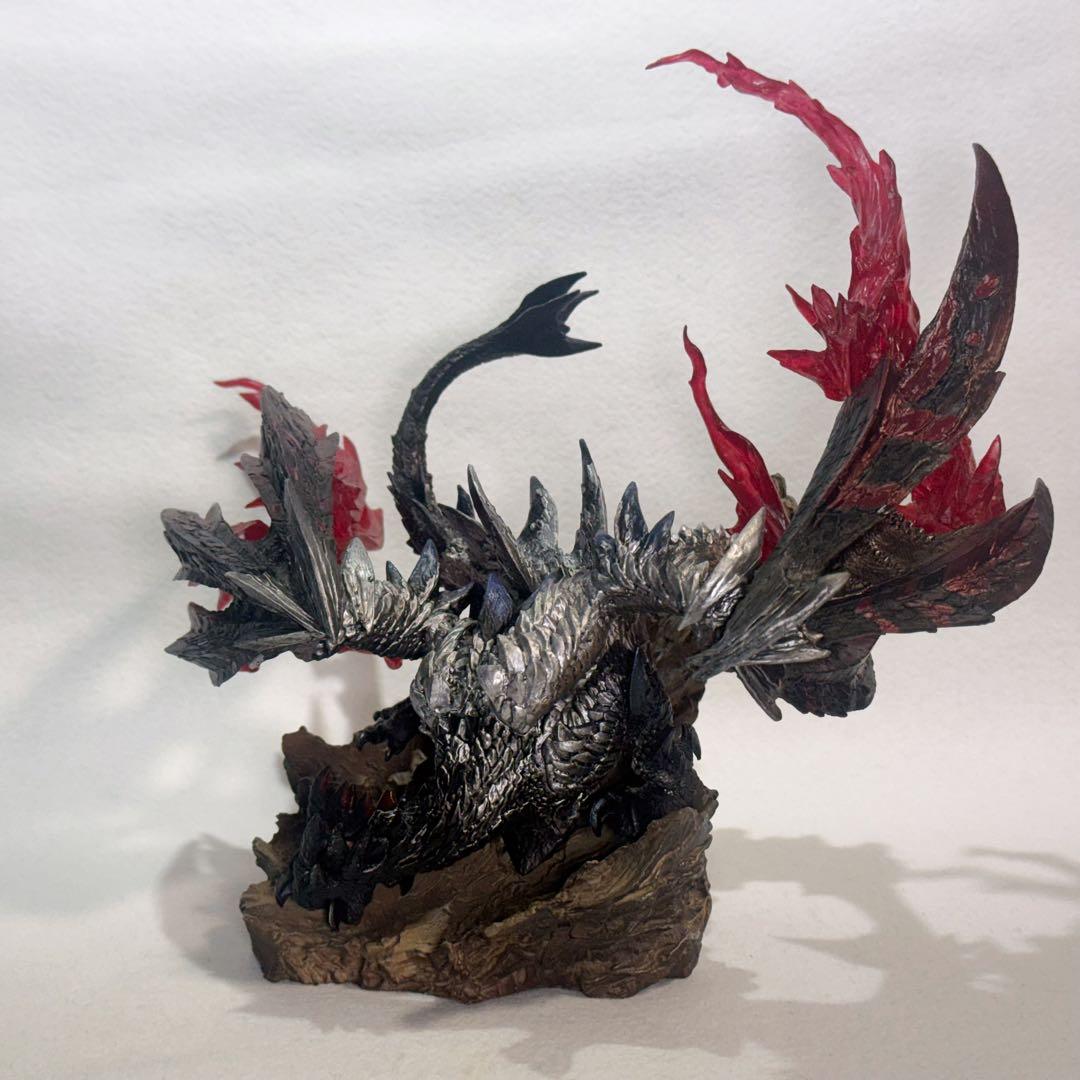 モンスターハンター　カプコン　クリエイターズモデル 天彗龍 バルファルク 怒り