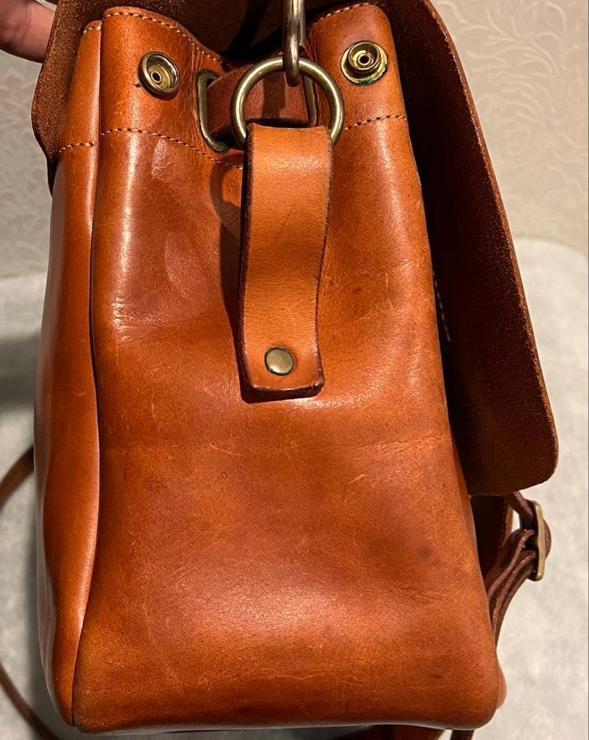 REDMOON ショルダーバッグ メッセンジャーバッグ レッドムーン 本革