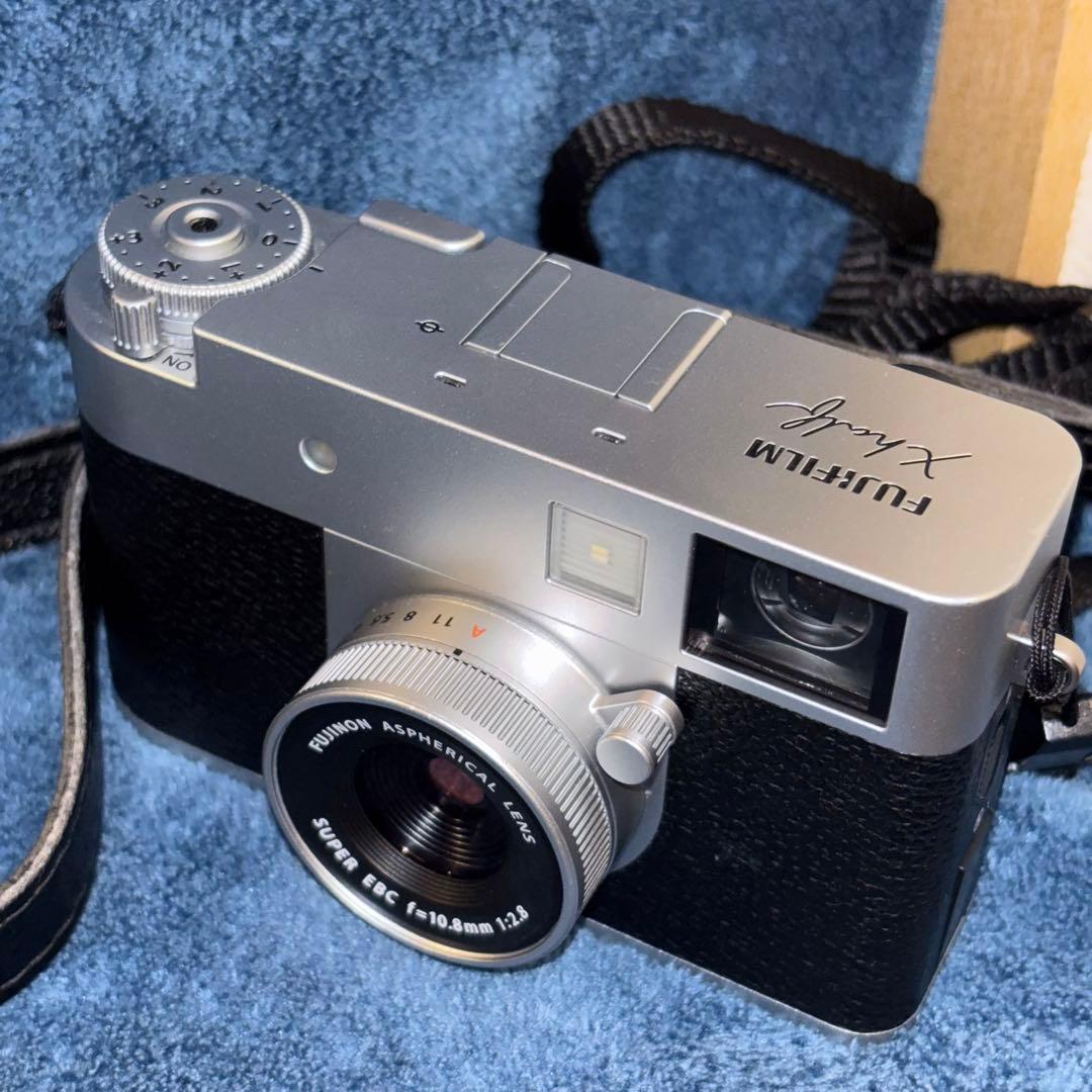 Fujifilm Xhalfシルバー　即購入OK✨