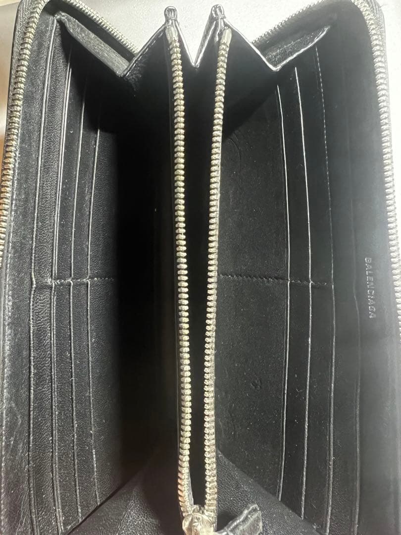 特別値下げ BALENCIAGA ラウンドファスナー