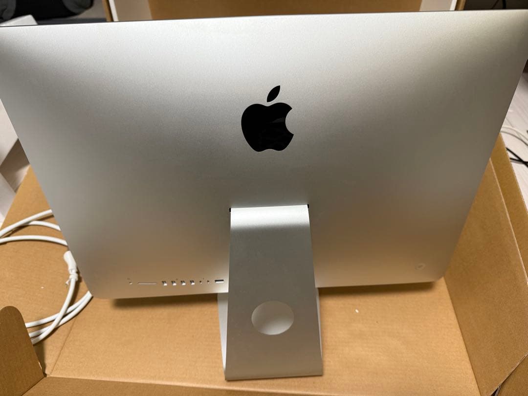 iMac Retina 4K 21.5インチ(2017)