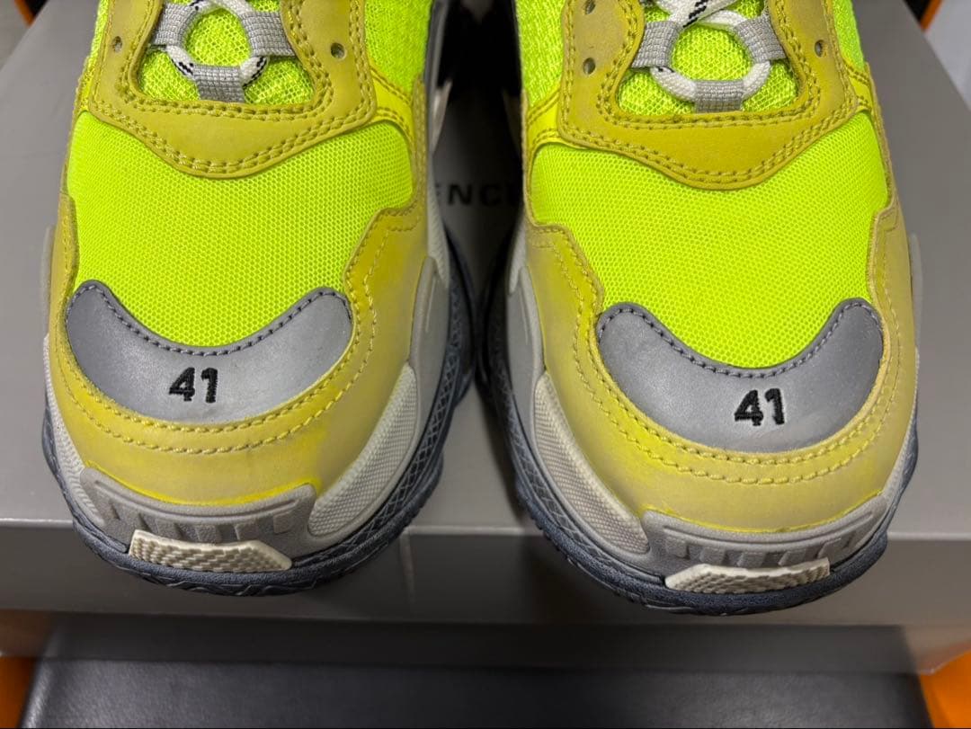 美品❗️BALENCIAGA Triple-S ネオンイエロー 41