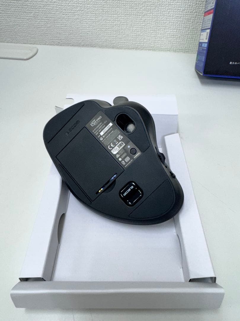 12P2#14 エレコム トラックボールマウス IST M-IPT10MRSBK