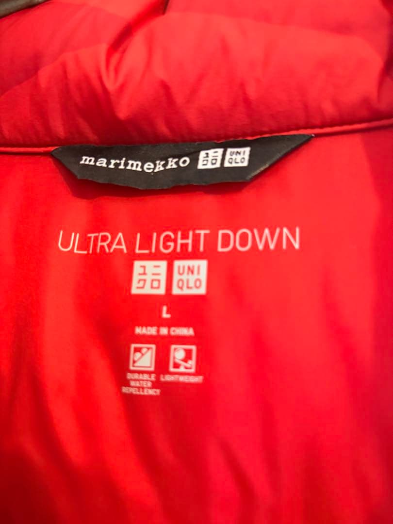 海外限定UNIQLO x marimekkoウルトラライトダウンジャケット赤