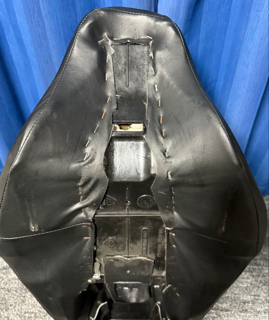 ハーレー FLHTK エレクトラグライド ウルトラリミテッド 純正 シート