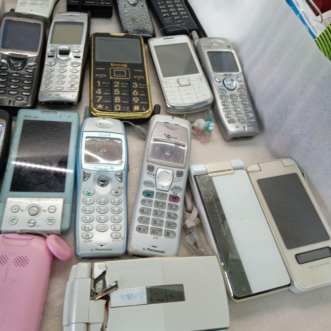 が*ら様 多数の携帯電話 本体　41個
