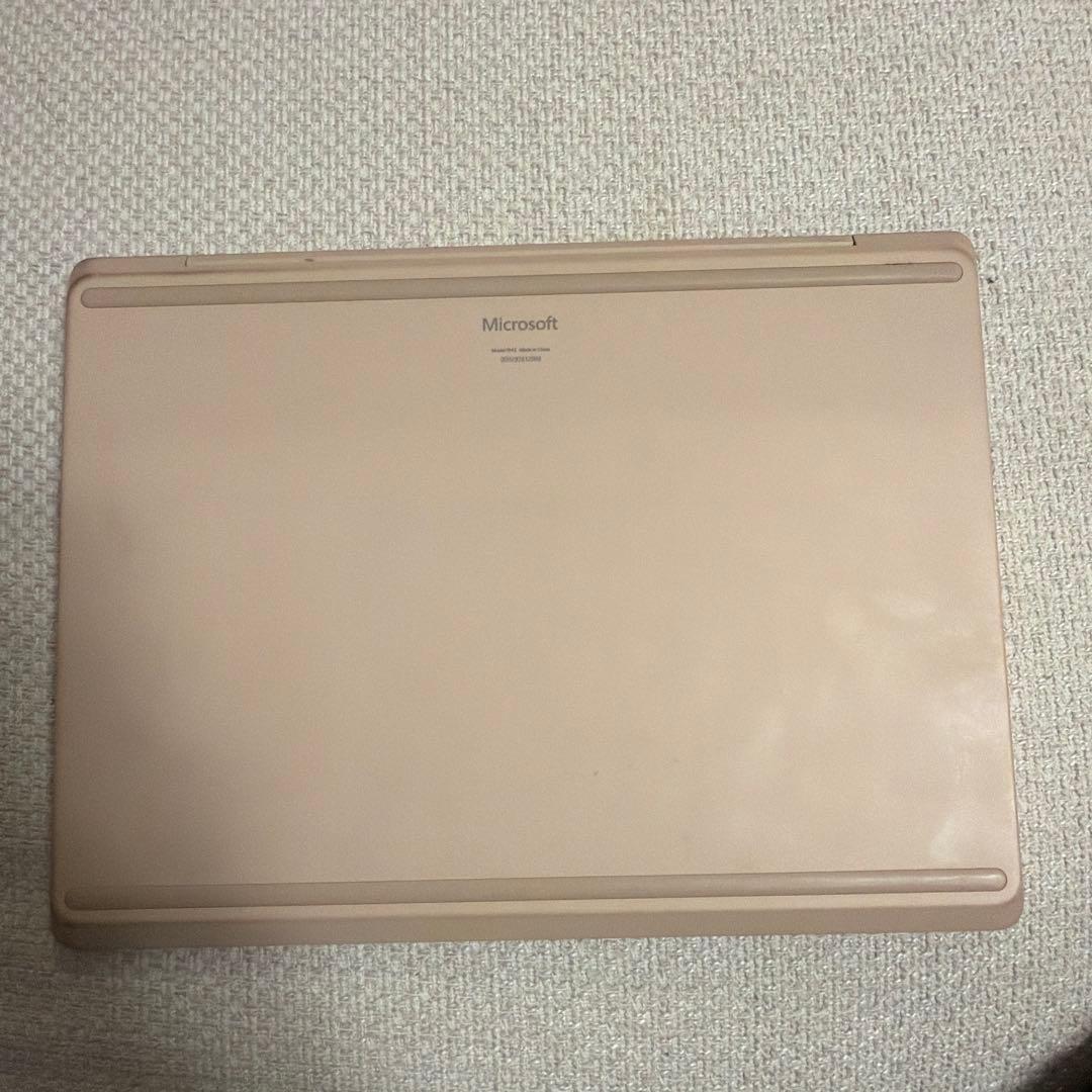 Microsoft Surface Laptop go 1943モデルピンク