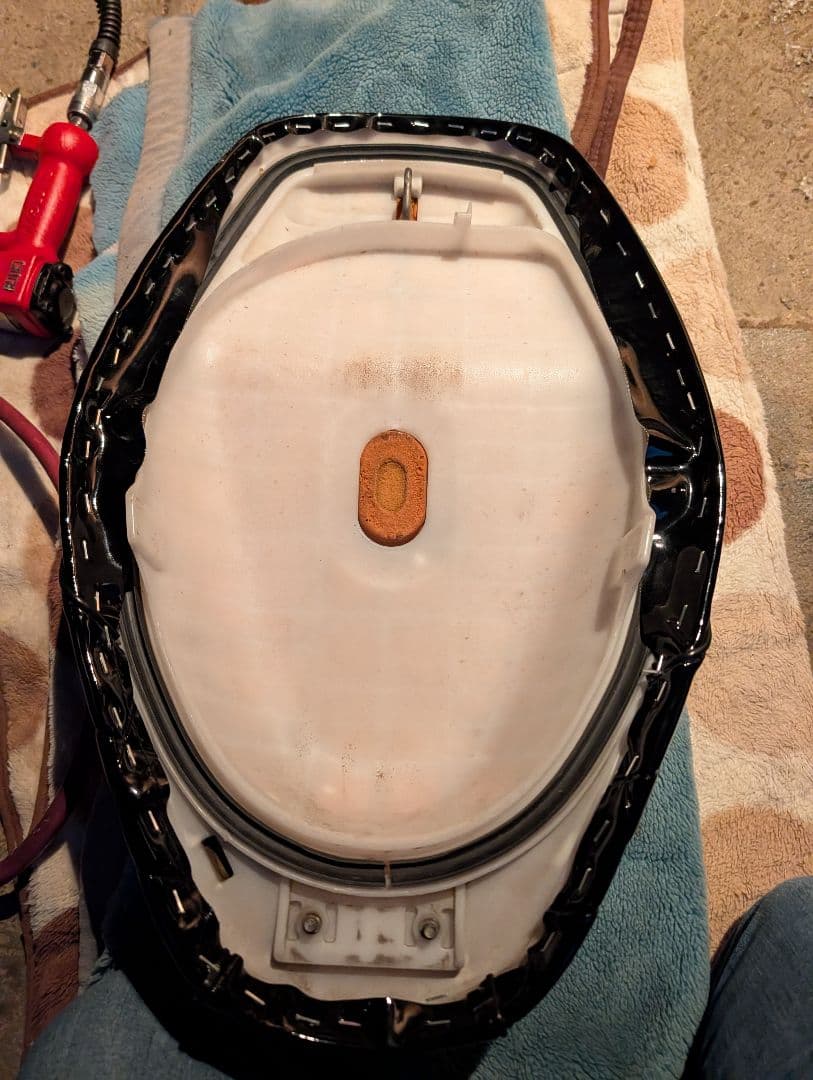 埼玉県　桶川市　ホンダ　ライブディオエナメルシートAF34 AF35 張り替え済