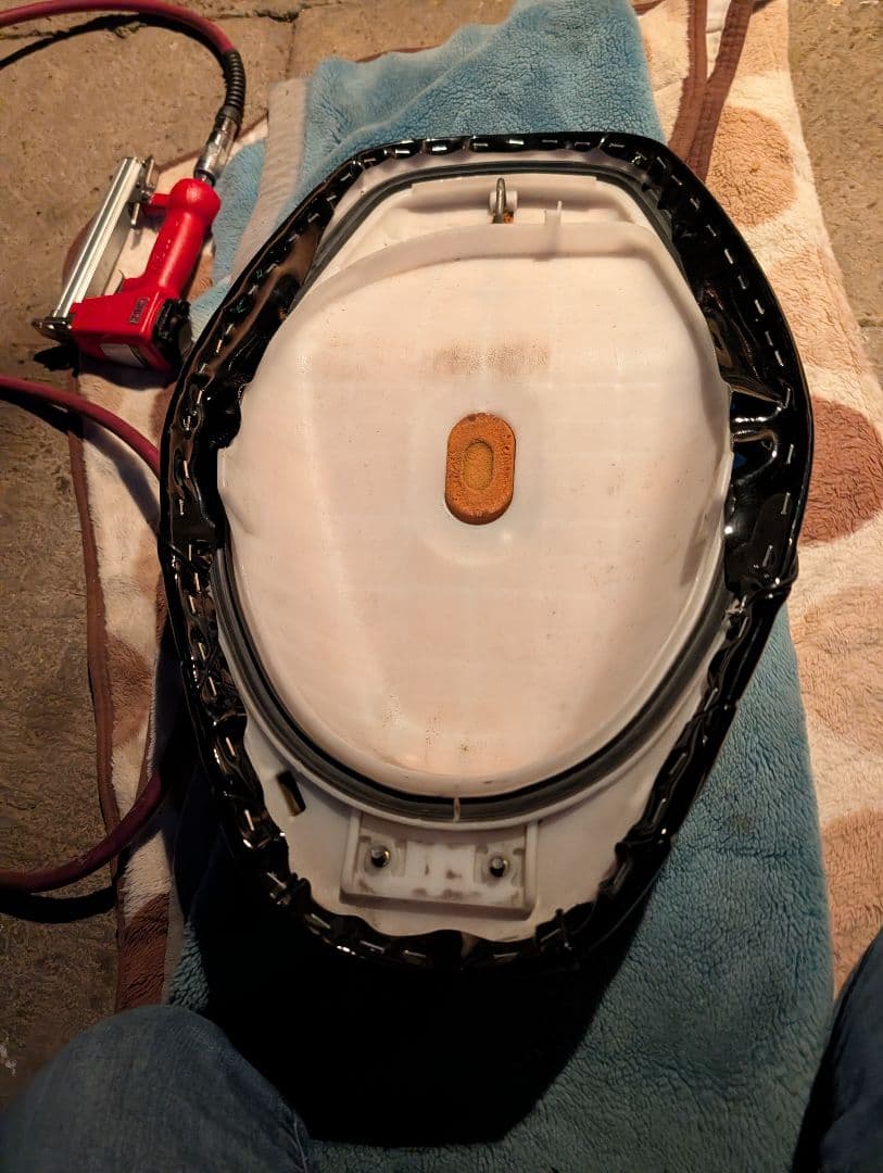 埼玉県　桶川市　ホンダ　ライブディオエナメルシートAF34 AF35 張り替え済