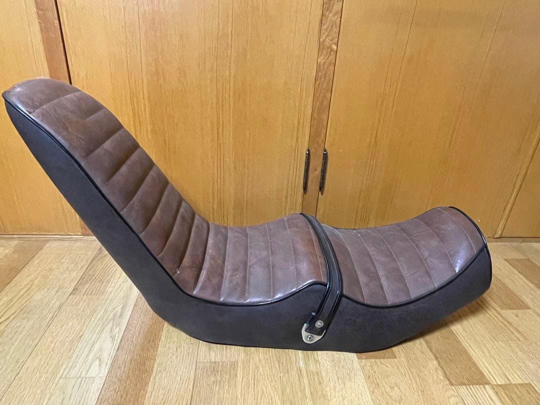 ホーク2 バブ　三段シート　模様入り　現在シート金具なし