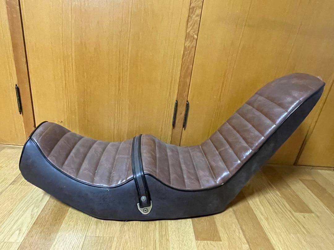 ホーク2 バブ　三段シート　模様入り　現在シート金具なし