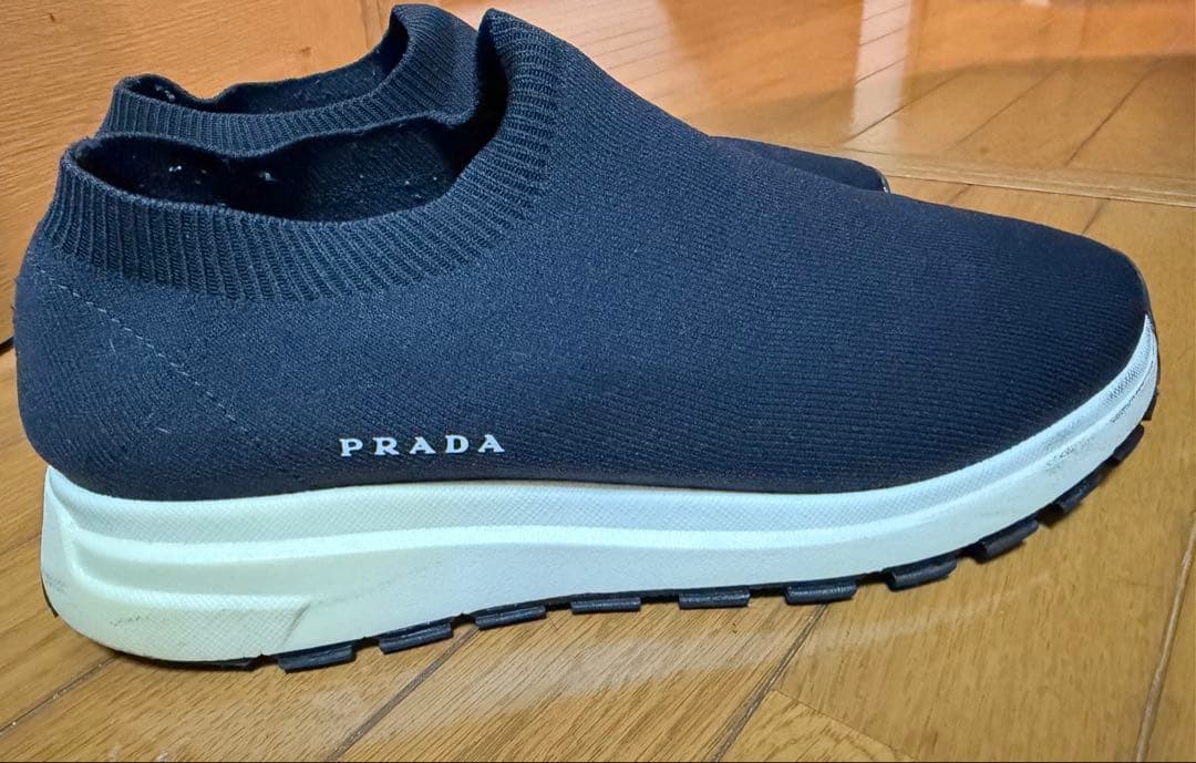 プラダスニーカー　美品