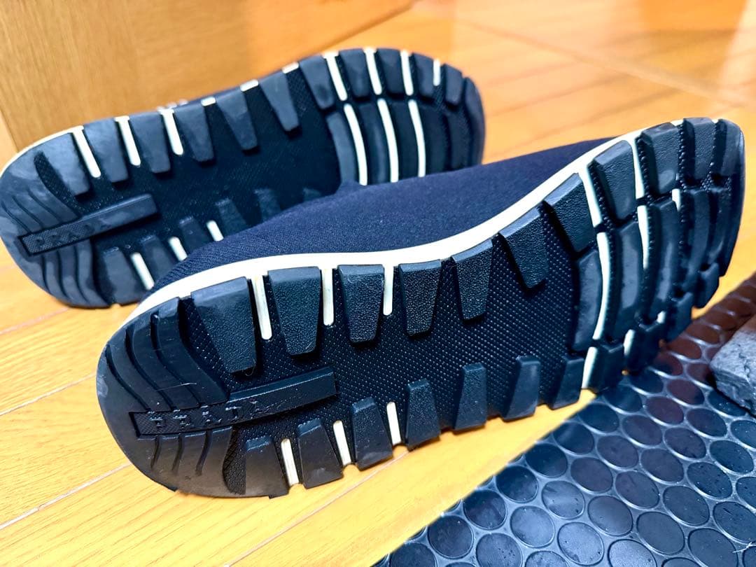 プラダスニーカー　美品