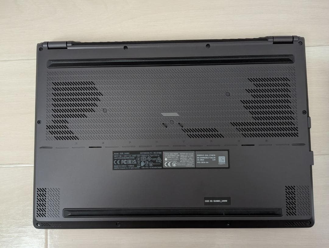 Asus Zephyrus RTX4070 16` 48GB 2.5TB USキ