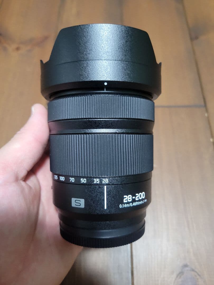 LUMIX S 28-200mm 高倍率ズームレンズ