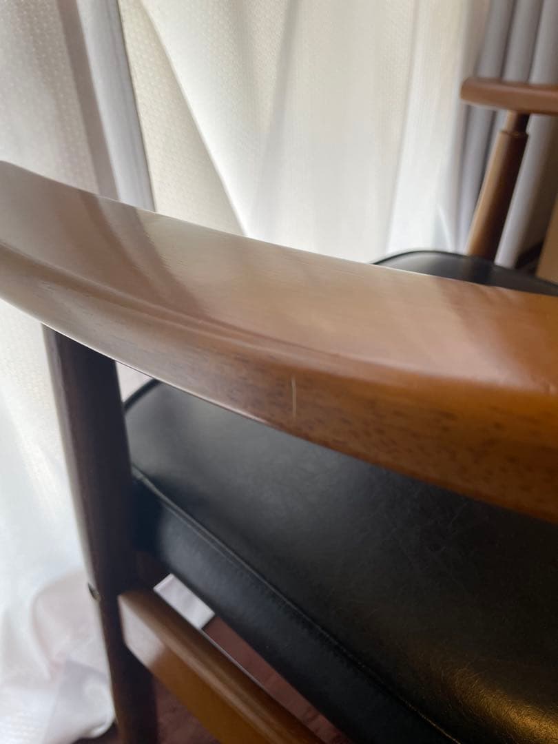 Dチェア　カリモク60　スタンダードブラック