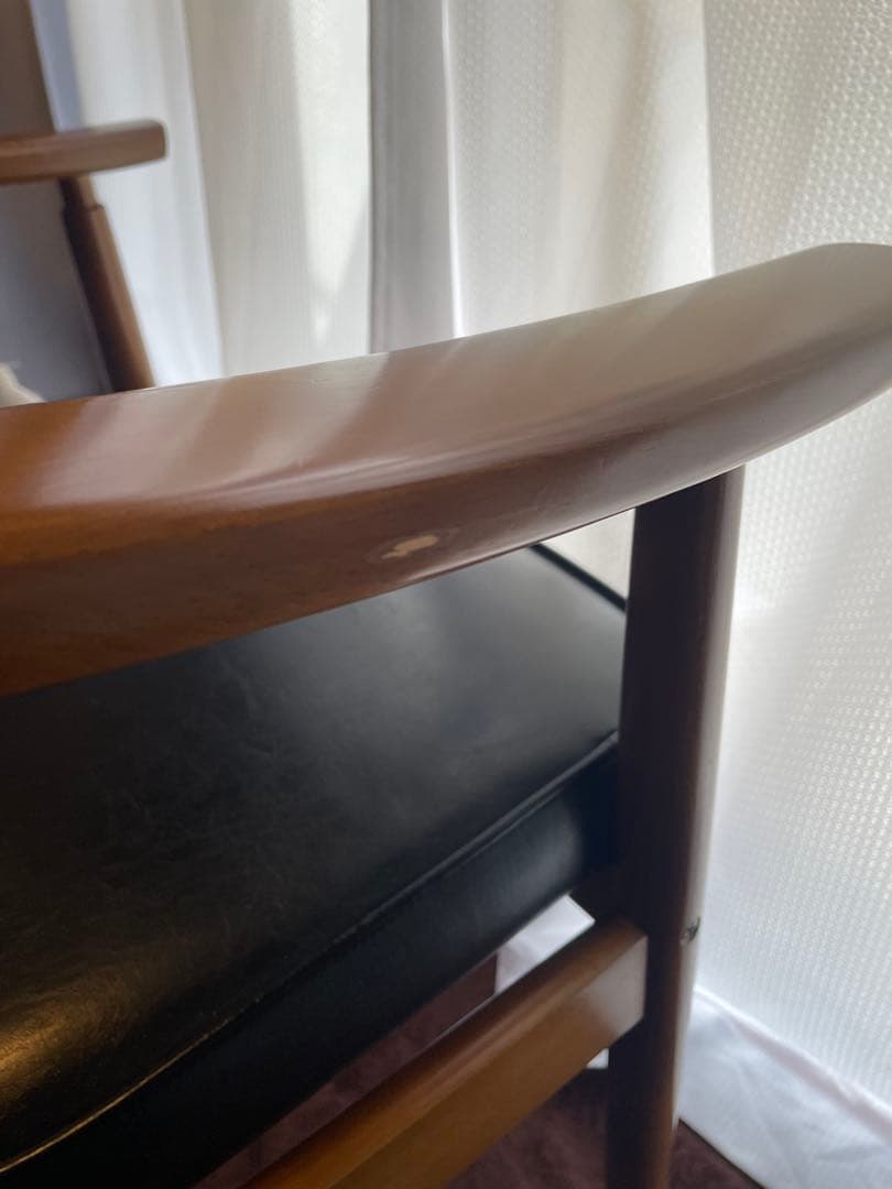 Dチェア　カリモク60　スタンダードブラック