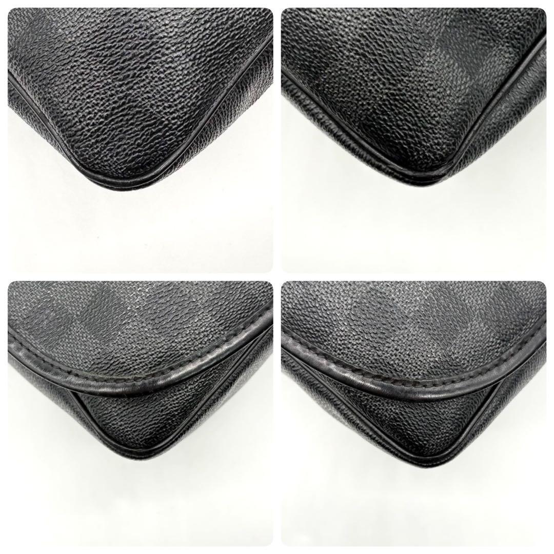 ルイ ヴィトン ダミエグラフィット ダニエルMM メッセンジャーバッグ　ブラック