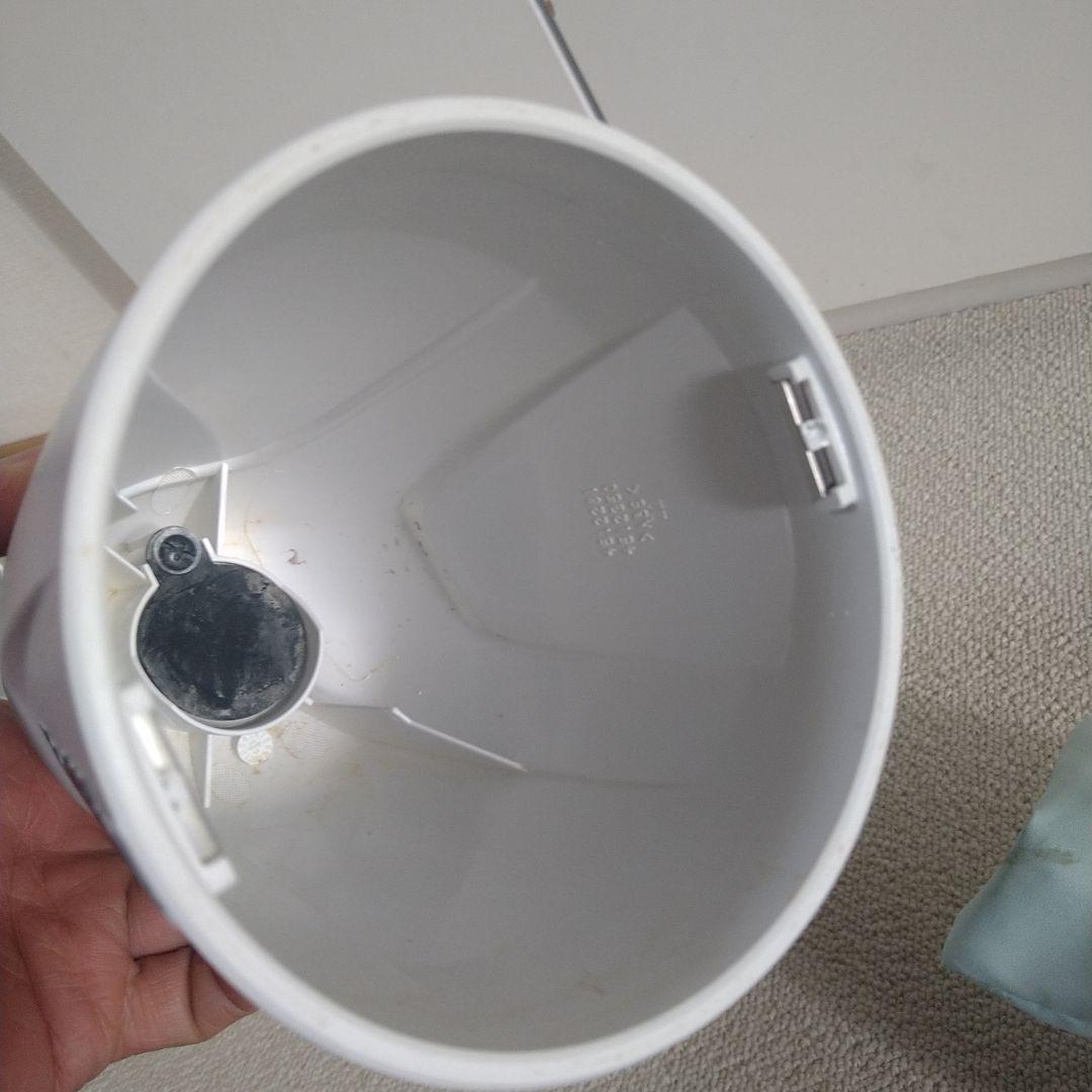 Makita マキタ 充電式クリーナー CL180FD 中古品