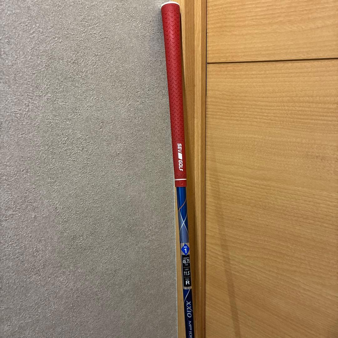 XXIO 10ドライバー 黒/青 メンズRシャフト　レディースLの方にも★激安