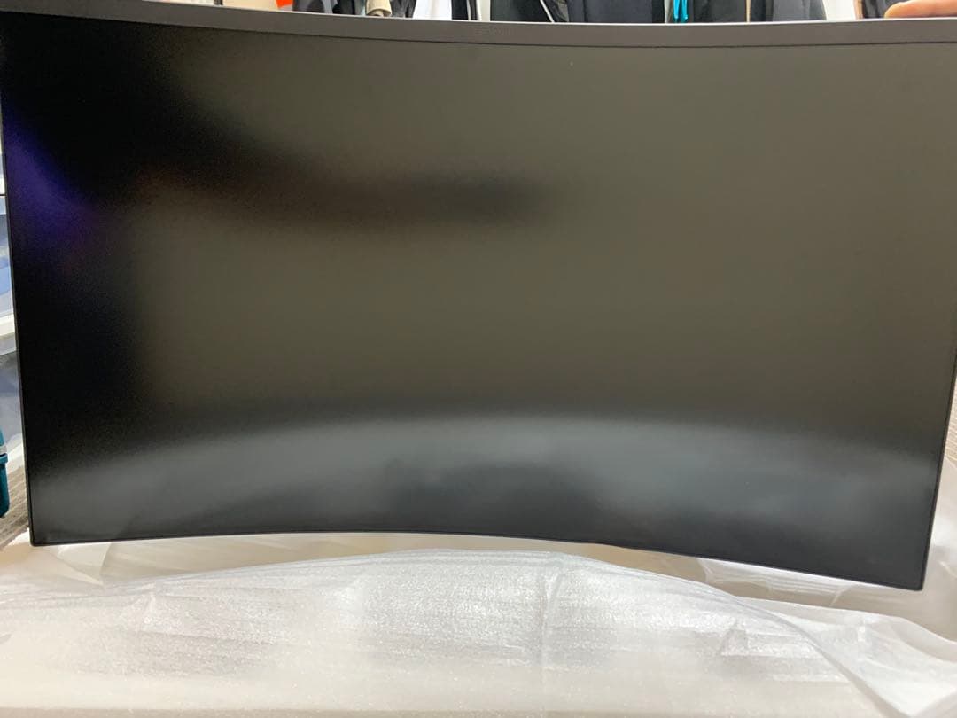 UltraGear 32GS600C 32インチ モニター