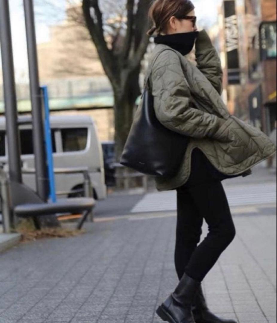 極美品　キャラクス　CALUX キルティングジャケット　カーキ