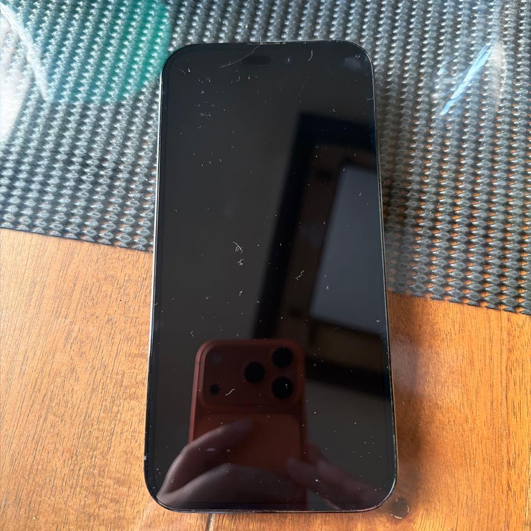 Apple iPhone 14 Pro スペースブラック