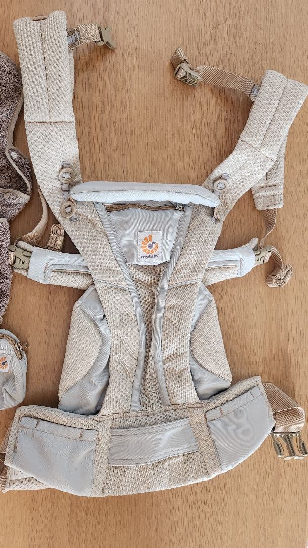 ☺︎❤︎　エルゴ　オムニブリーズ　サンドベージュ