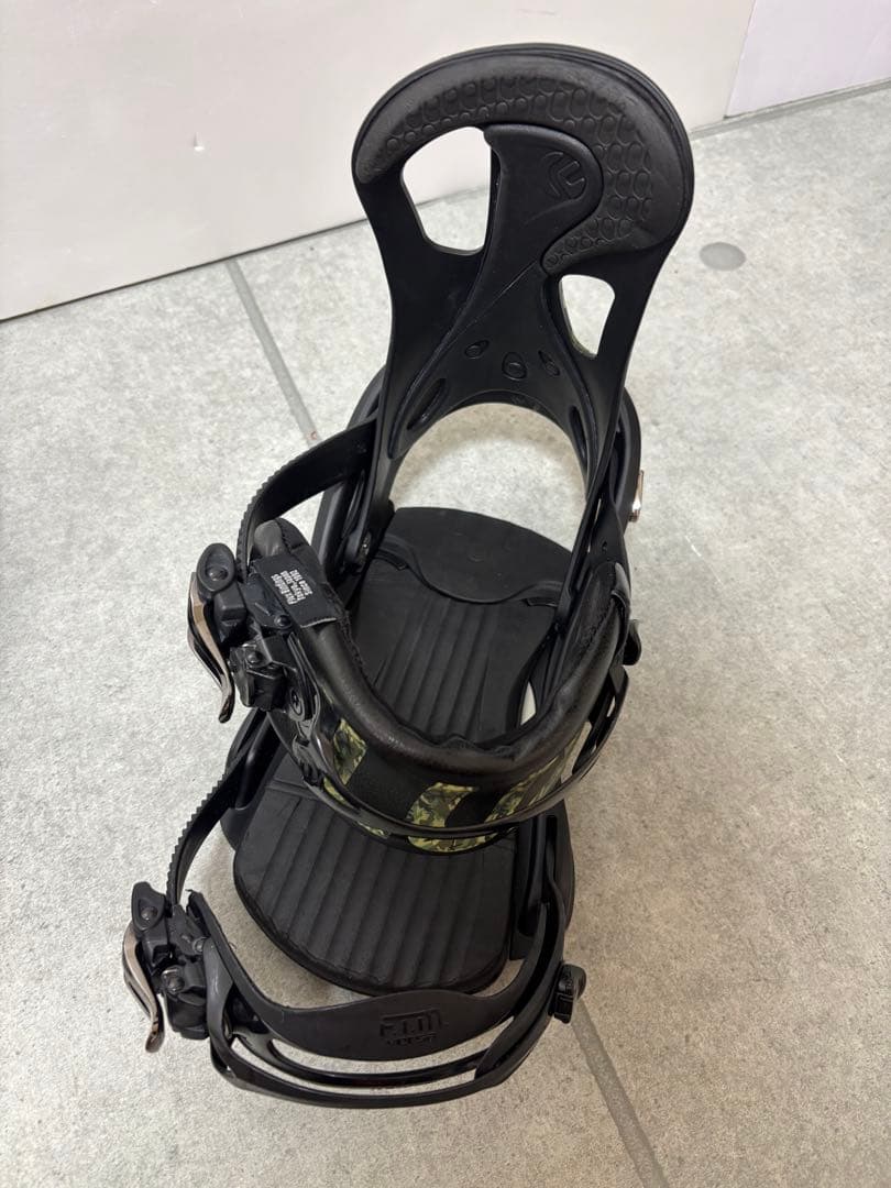 フラックス　バインディング　スノーボード　Mサイズ　迷彩　versa ftm