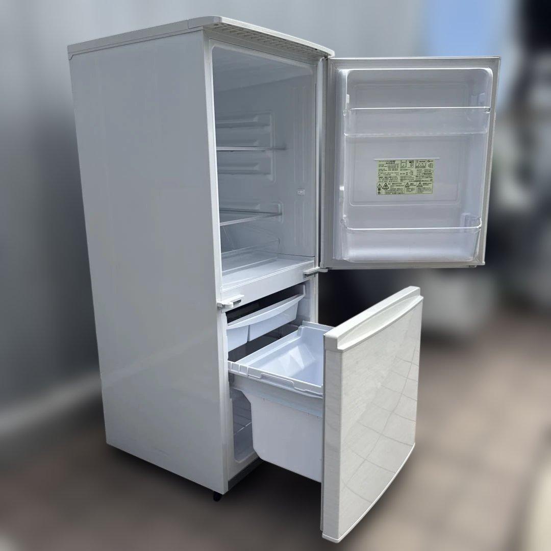 SHARP 冷蔵庫 2ドア つけかえどっちもドア 137L 木目調ホワイト