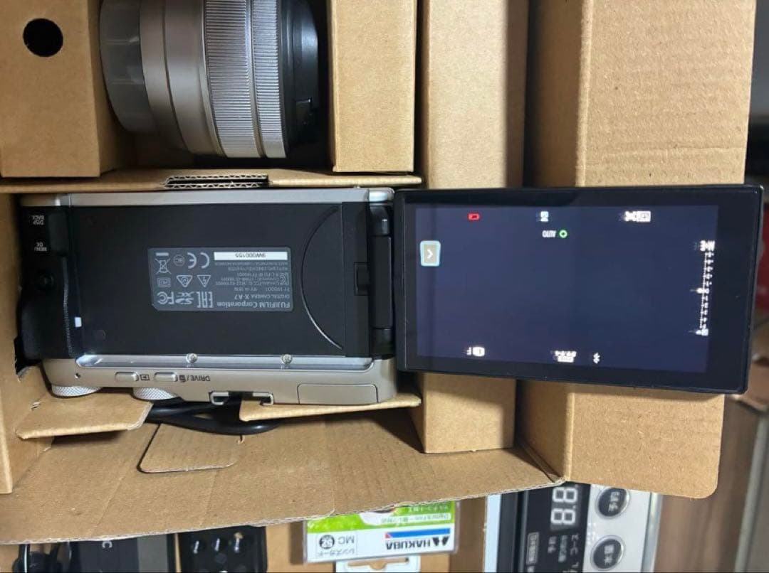 FUJIFILM X-A7 レンズキット シルバー