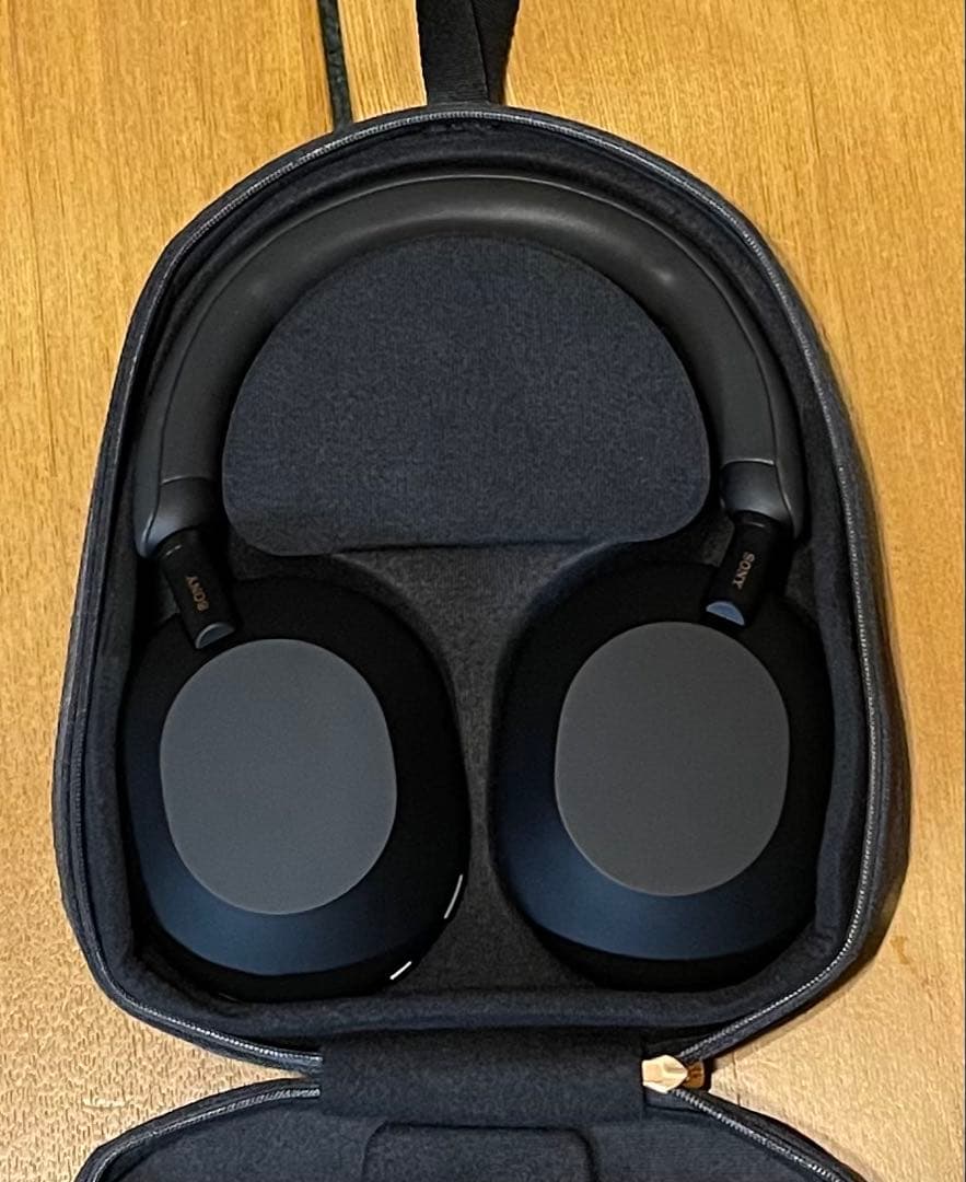 Sony WH-1000XM5 ブラック