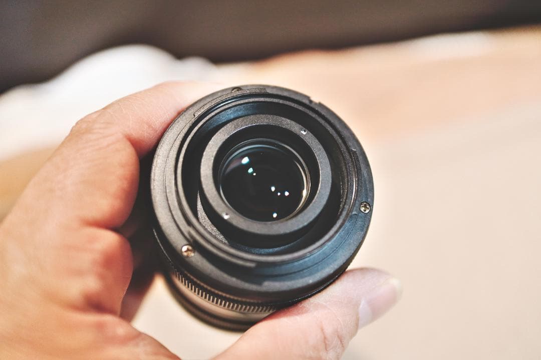 ほぼ新品KAMLAN 28mm F1.4 EF-M保証付き　キヤノンEOSM用