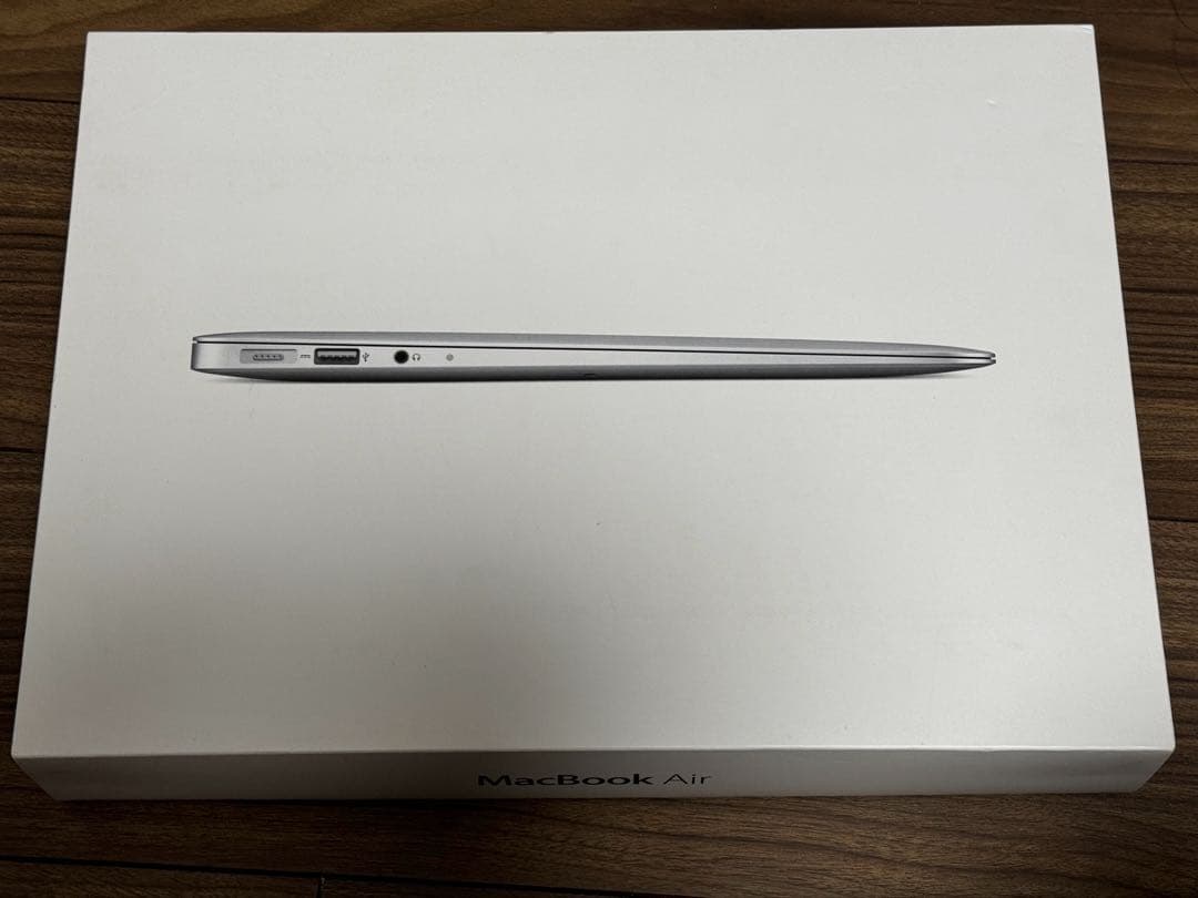 MacBookAir 4GB 128GB MD231J/A 13インチ