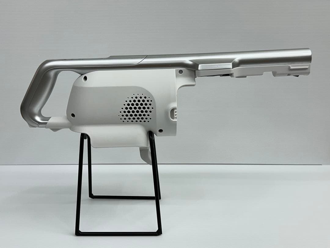 新型　動作保証品　シャープ　掃除機　本体　EC-SR8-W 白　ホワイト　中古