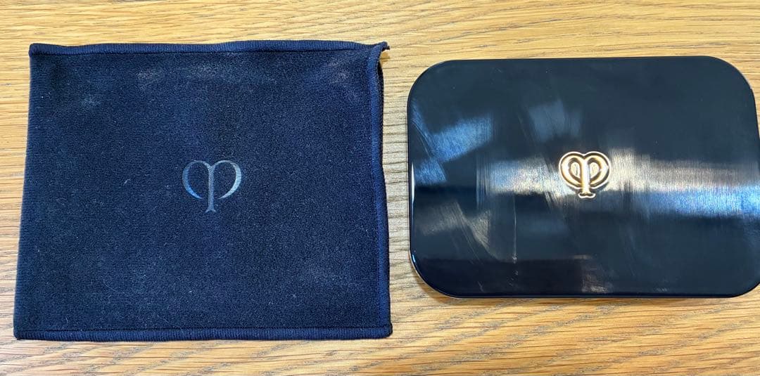 クレ・ド・ポー・ボーテ タンプードルエクラ II オークル00