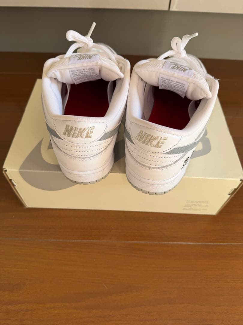 Nike Dunk Low ホワイト/グレー 94