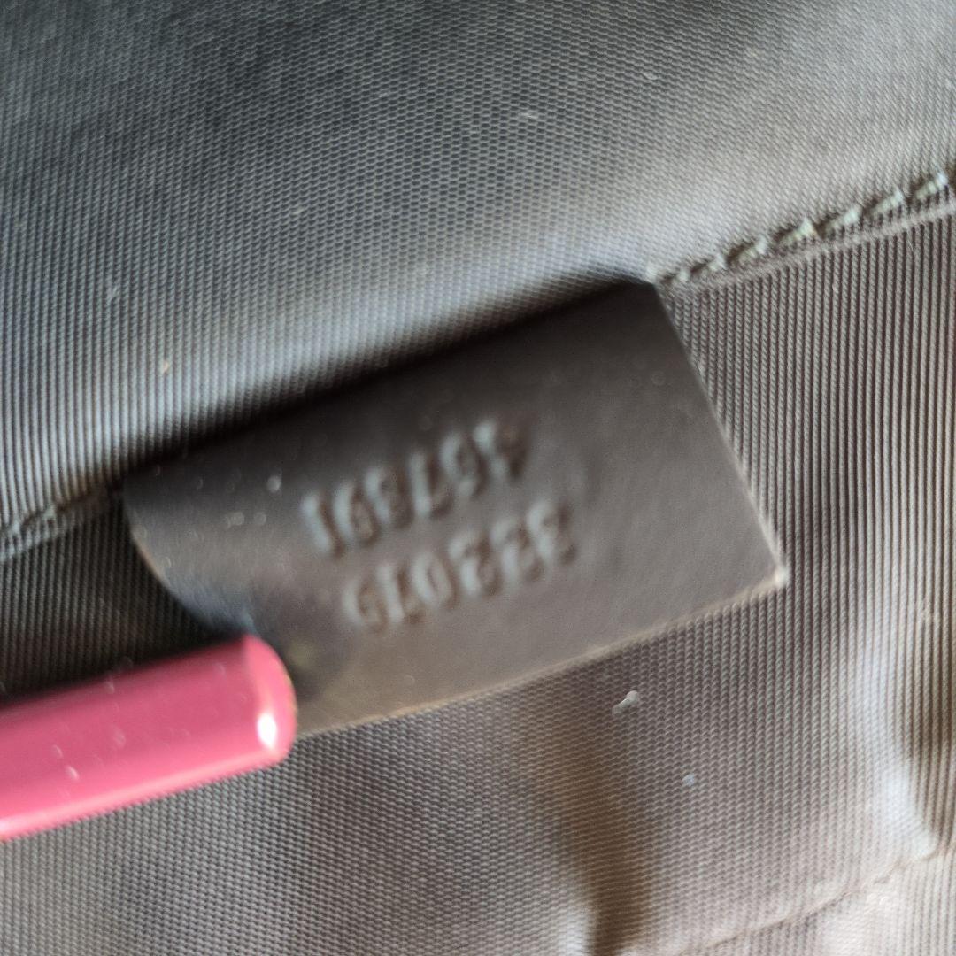 GUCCI ブラックレザービジネスバッグ