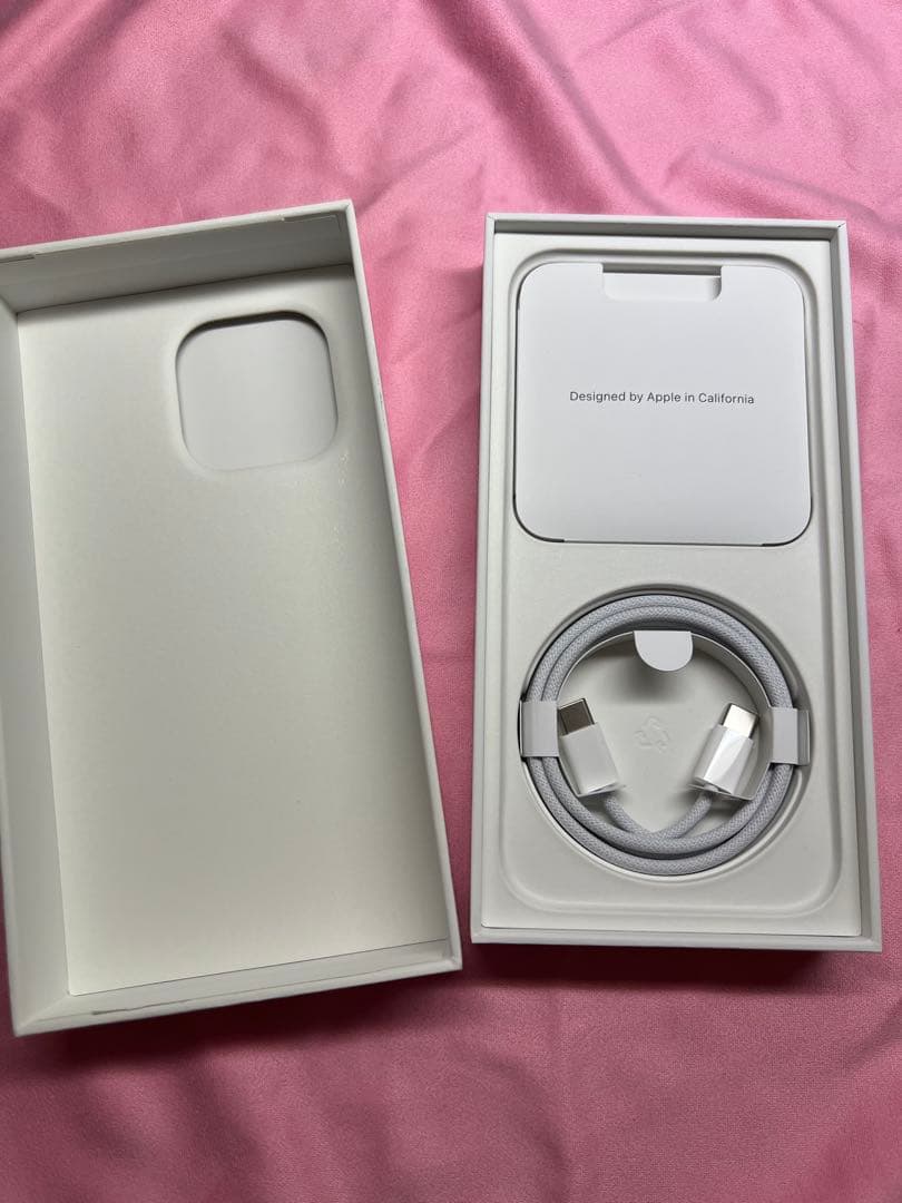 Apple iPhone 15 Pro MAX ブルーチタニウム　256GB本体