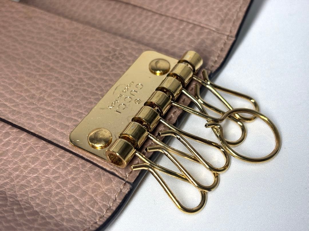 【美品】GUCCIグッチ　マーモント　6連キーケース