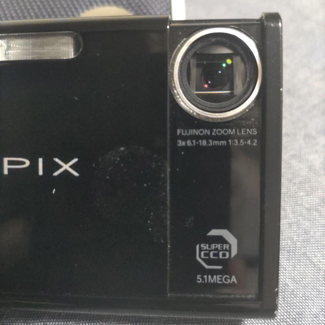 FINEPIX Z2 ピアノブラック　動作確認済み　オールドコンデジ　平成レトロ