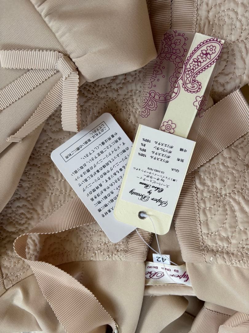 新品キルティングXダンボールニット切替パーカー❤️タイムセール