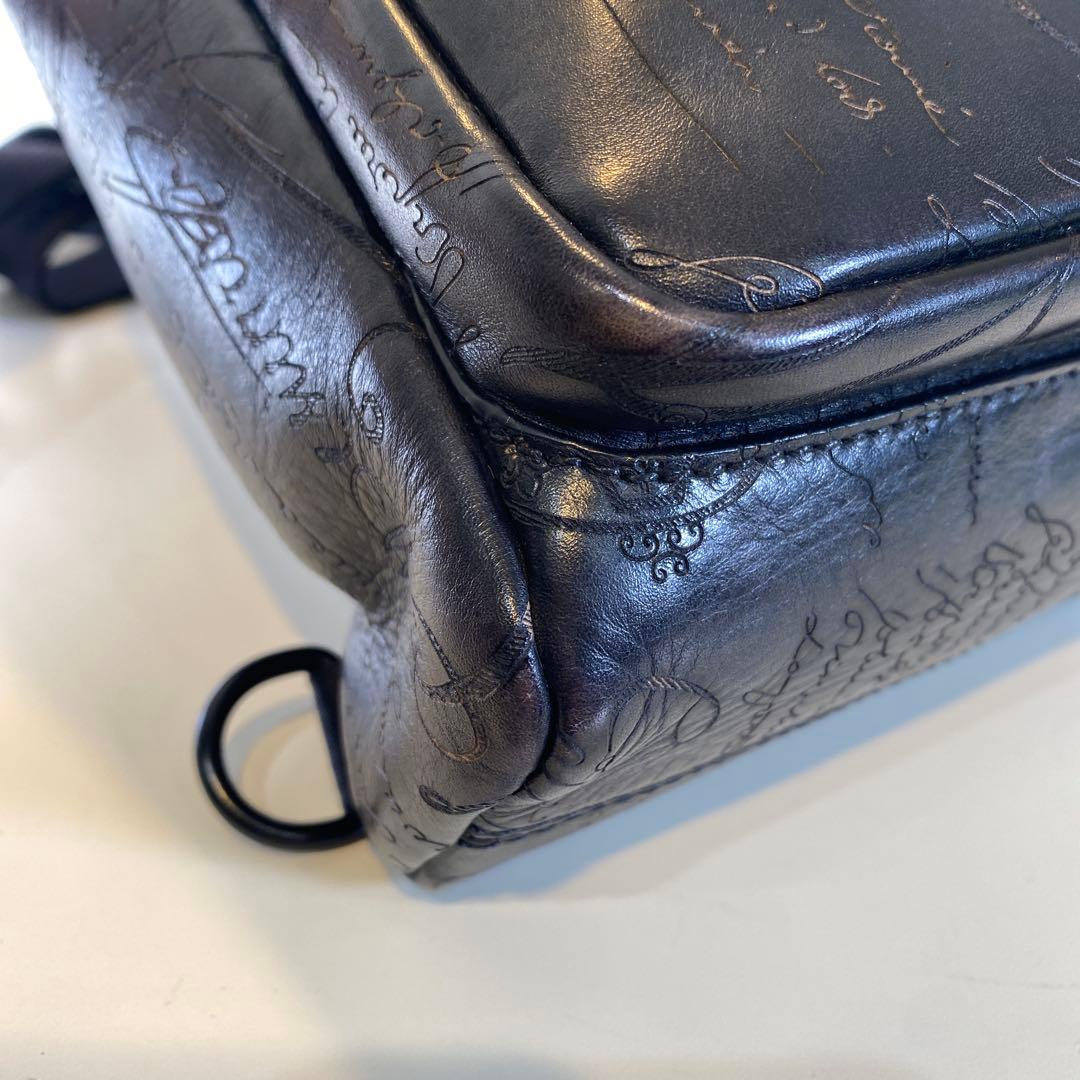 ベルルッティ　紳士用　ボディバッグ　ブラック